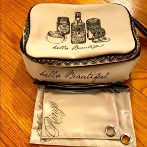 Travel case for jewelry or makeup/toiletries